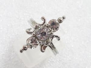 クリスタル　指輪(13号)